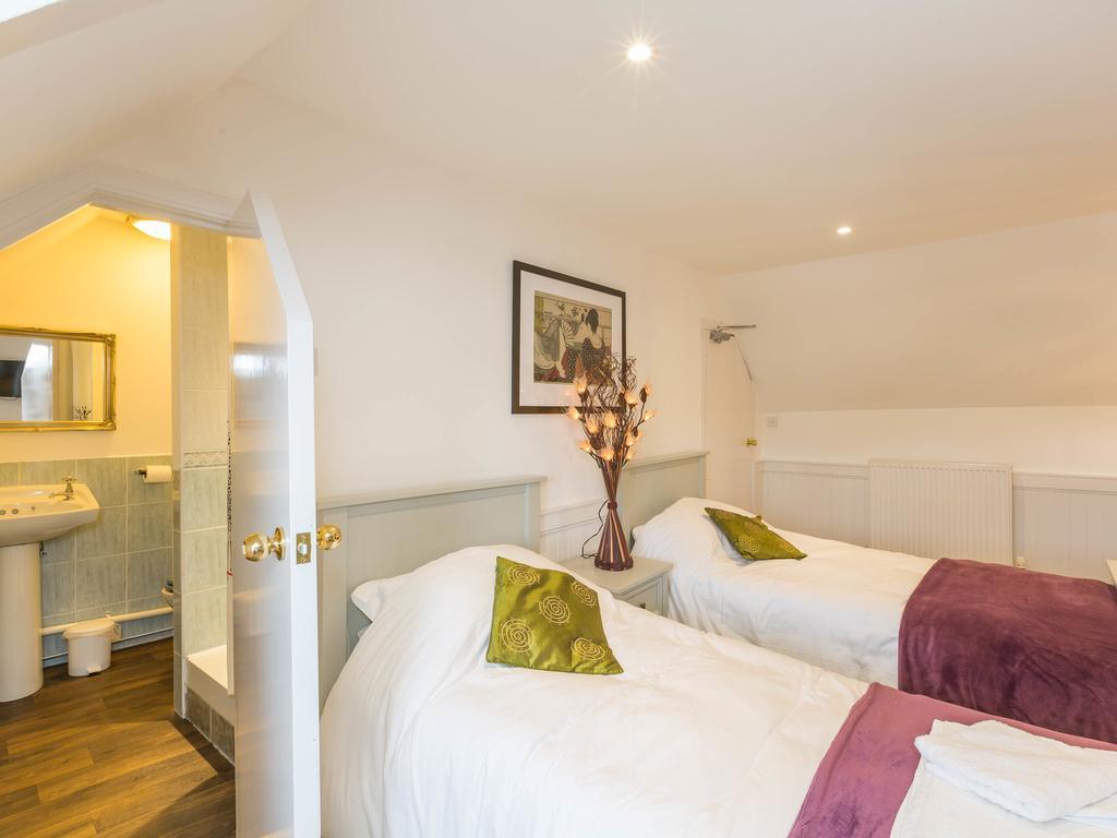 Charleston House Hotel Инвернес Екстериор снимка